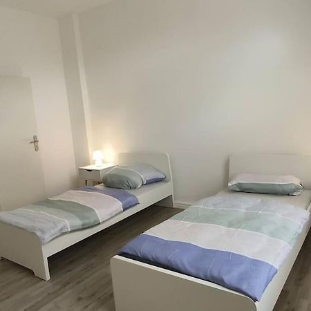 Ferienwohnung Fuer Bis Zu 6 Personen Zu Vermieten! 奥伯豪森 外观 照片